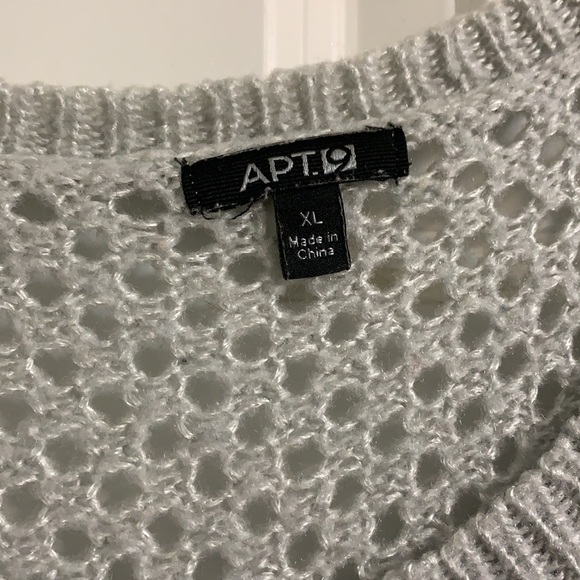 Apt 9 sweater - Picture 2 of 5